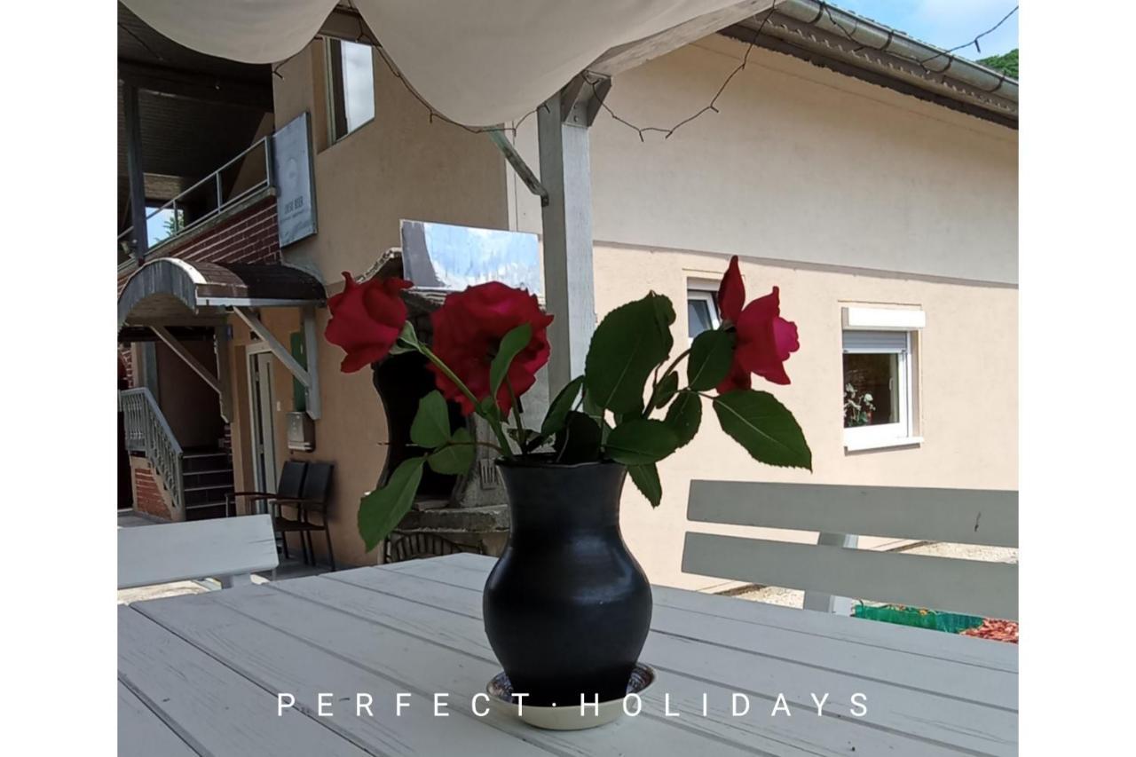 Apartmani Unski Biser Cazin Exterior foto